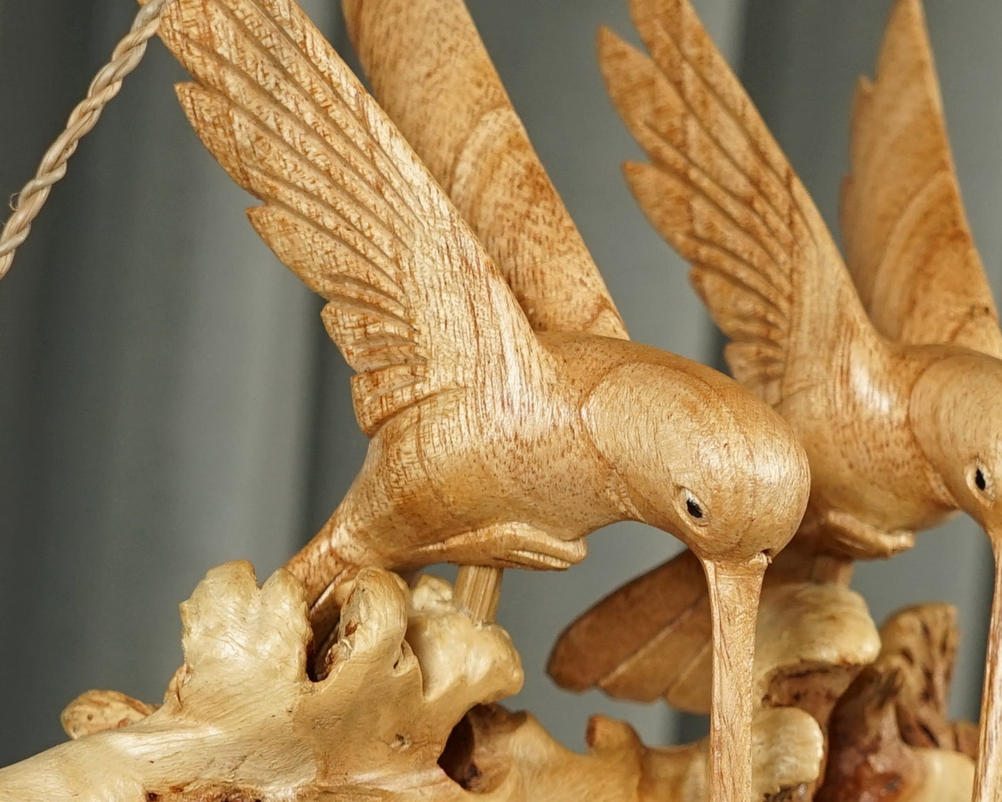 Wooden Art Home Decor Handing Hummingbirds