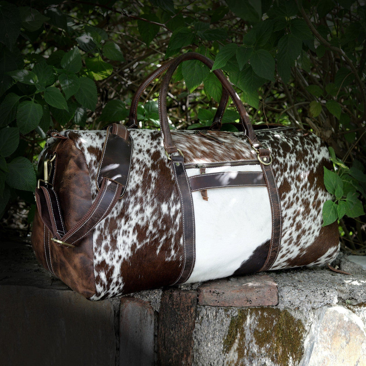 Large Tricolor Cowhide Travel Bag