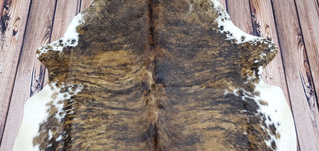 Elevate your interior with a stunning cow skin rug. Explore our range of premium quality, handcrafted cowhide rugs for a touch of sophistication.