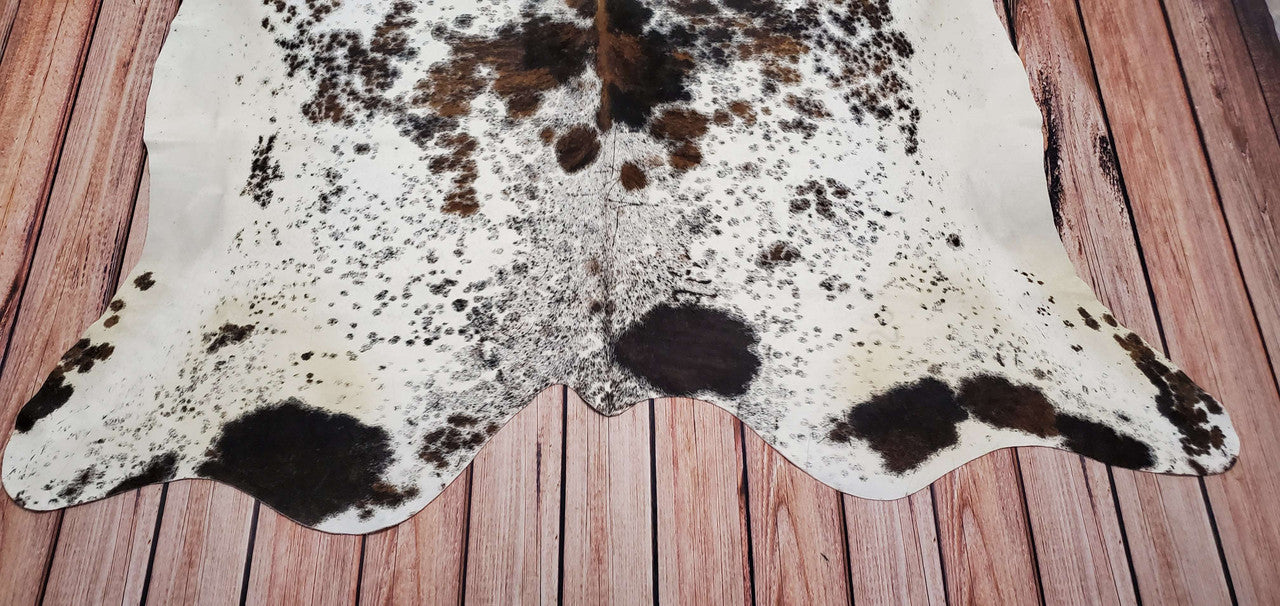 Salt Pepper Tricolor Cowhide Rug 7ft x 6.5ft