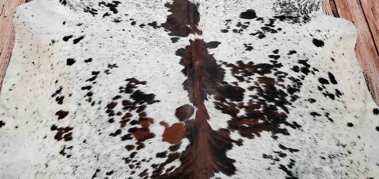 Natural Speckled Black White Cowhide Rug 6.6ft x 6.6ft