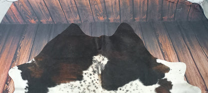 exotic cowhide rugs with free shipping all over the USA