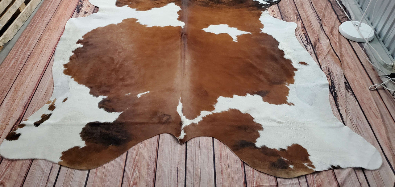 Cowhide Rug Extra Large Tricolor 7.5ft x 7ft