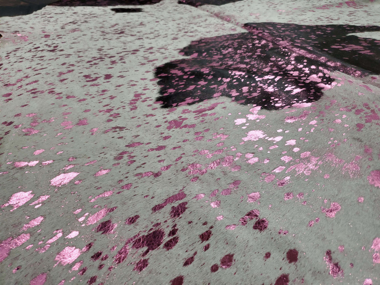 Depending on the specific texture and quality, these shimmery metallic cowhide rugs are carefully handpicked.