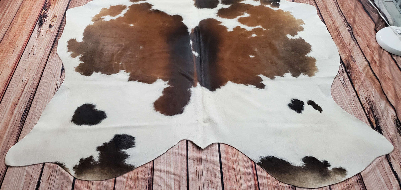 I cannot wait to unpack our brand new large cowhide rug! The coloration, quality, and texture are perfect, and I'll quickly get to enjoy our new floor covering. The delivery to Canada was unbelievably speedy as well.
