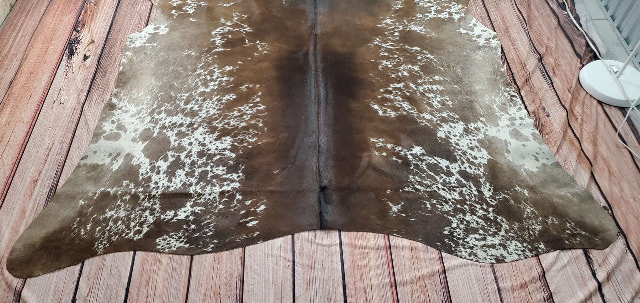 Salt pepper cowhide rug will revitalize the warm atmosphere of any fireplace, threshold, or other area in your house, its hundred percent natural and selected for unique pattern.