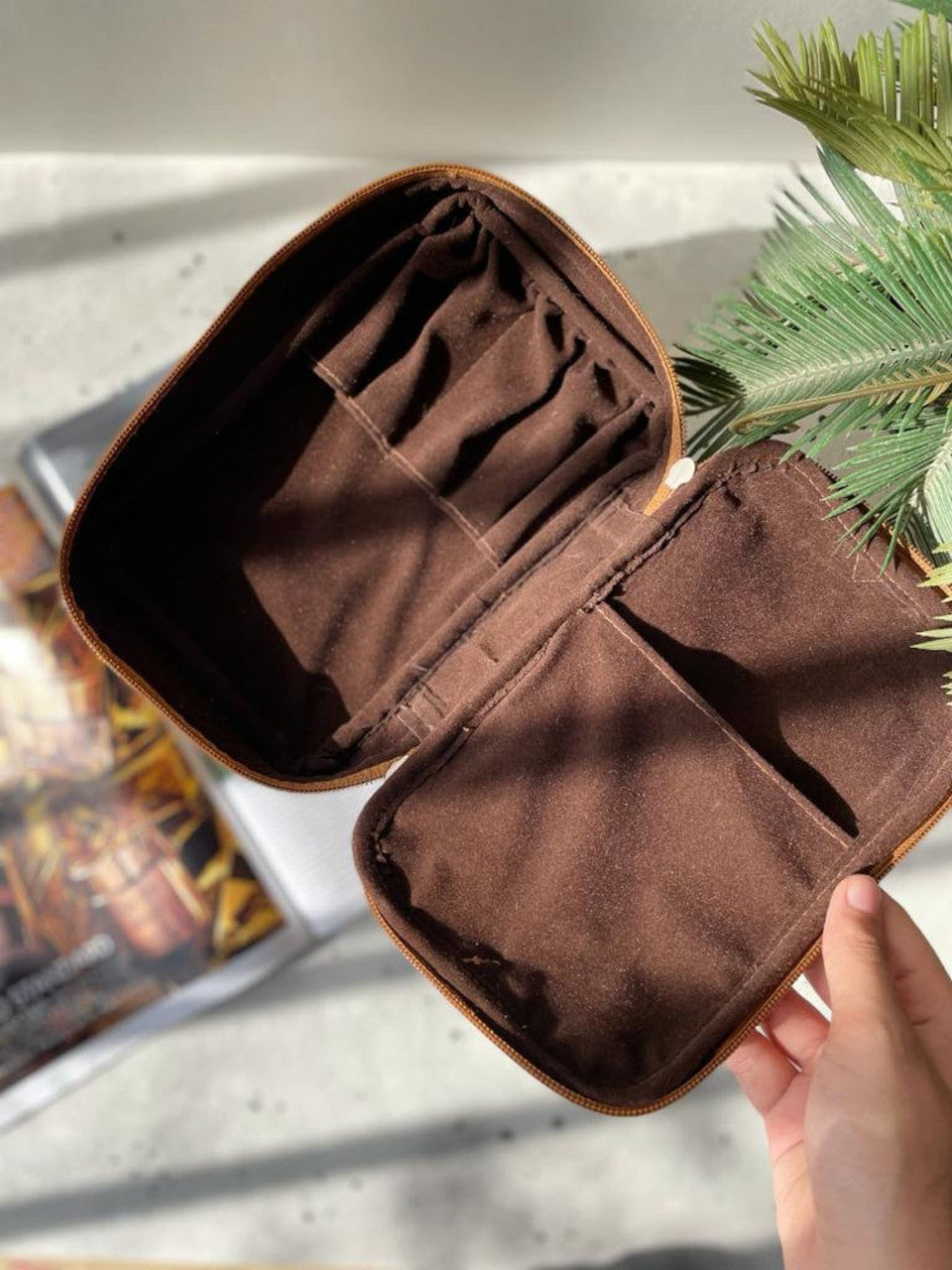 Cowhide Makeup Toiletry Zipper Vanity Bag