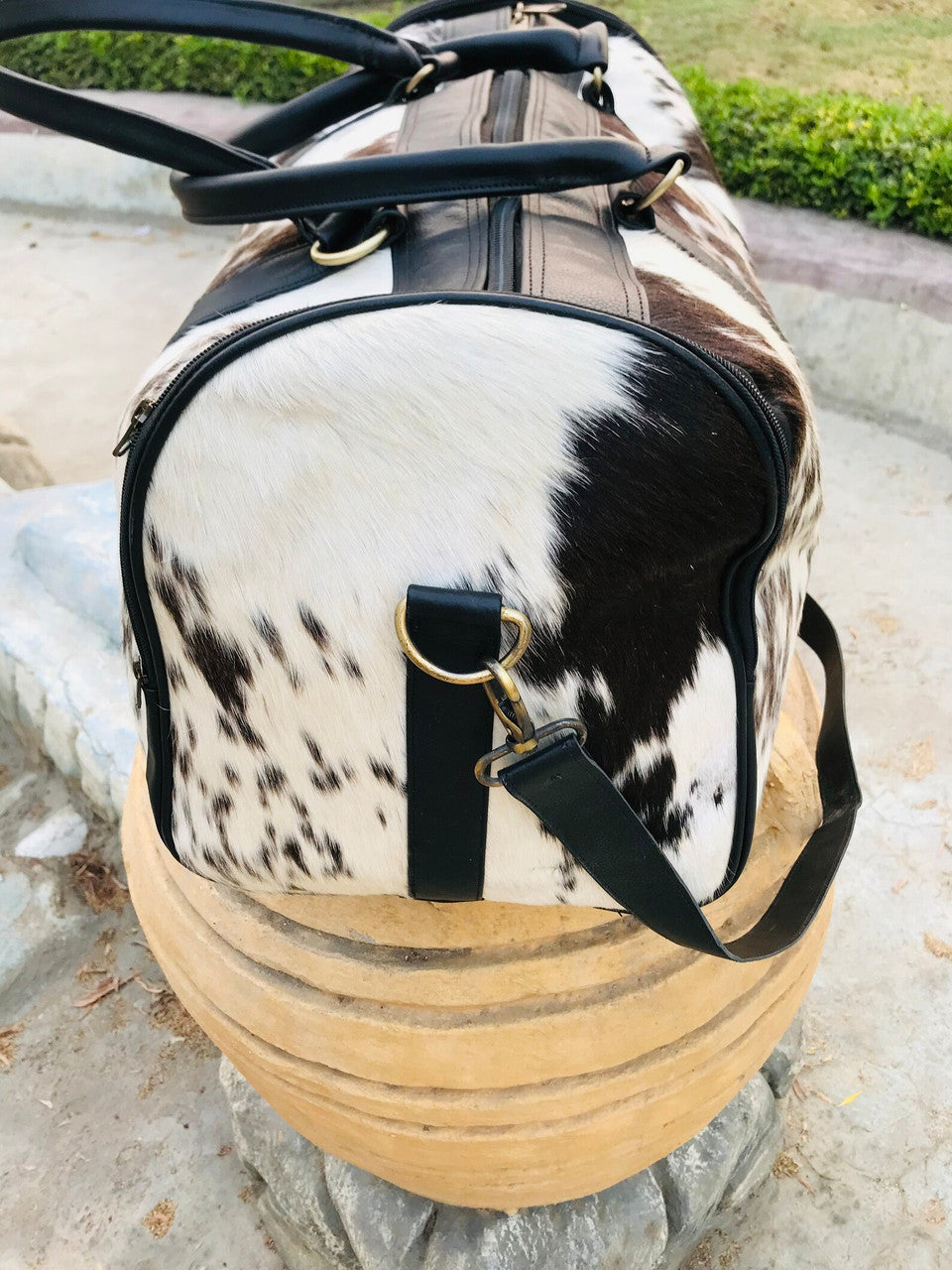 Natural Cowhide Backpack Black White
