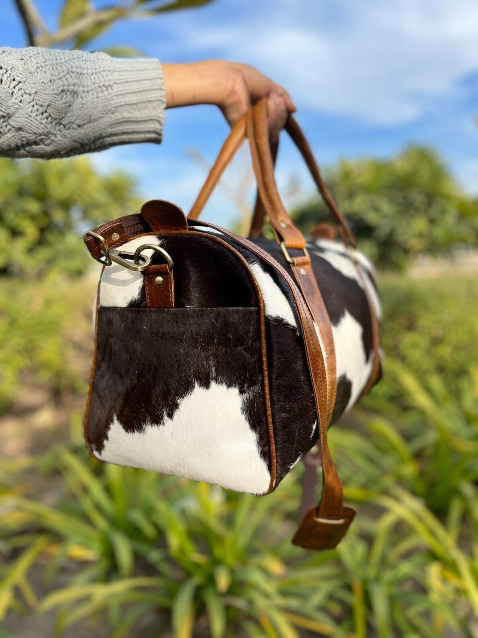 Dark Brown Black Cowhide Travel Bag