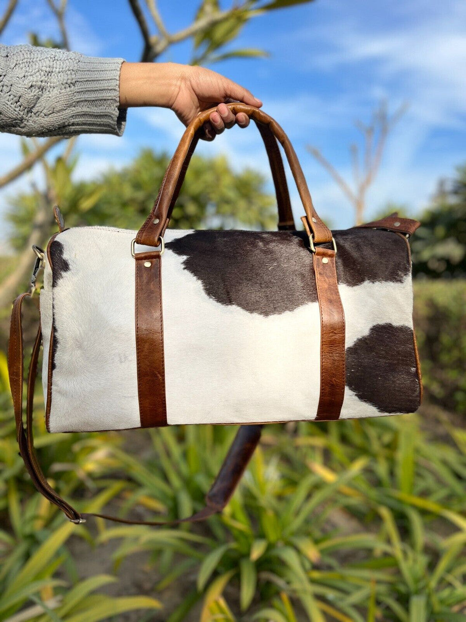 Dark Brown Black Cowhide Travel Bag