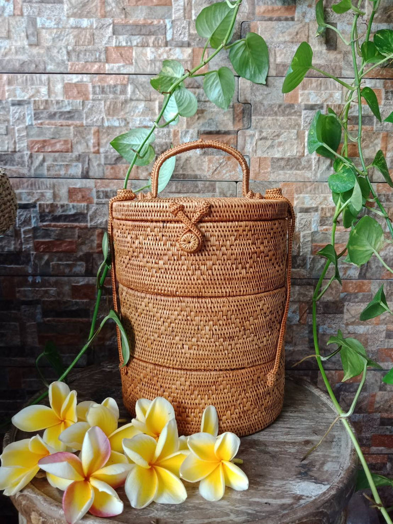 These rattan bagga are perfect for office and home use.