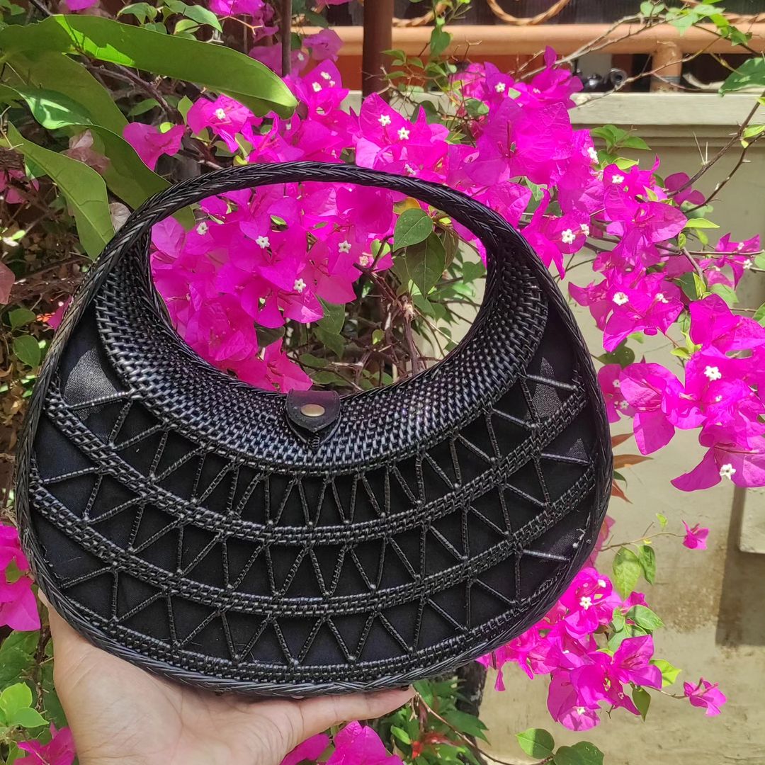 Rattan Half moon handbag