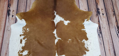 Exotic Brown And White Cowhide Rug 75 X 65 Inches