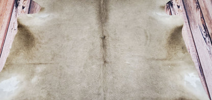 Our champagne cowhide rugs are the best in Canada! Feel the luxurious softness and smoothness of real, natural cowhide for a classic and chic look.