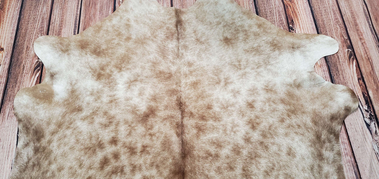 A cowhide rug is a unique and authentic piece that can add a touch of exoticism to any room. Handpicked from the best hides, these rugs are of the highest quality. Each one is unique, with its own individual markings and texture.