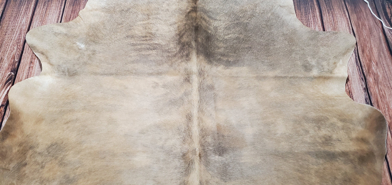 Light Beige Palomino Cowhide Rug 7.5ft x 6.7ft