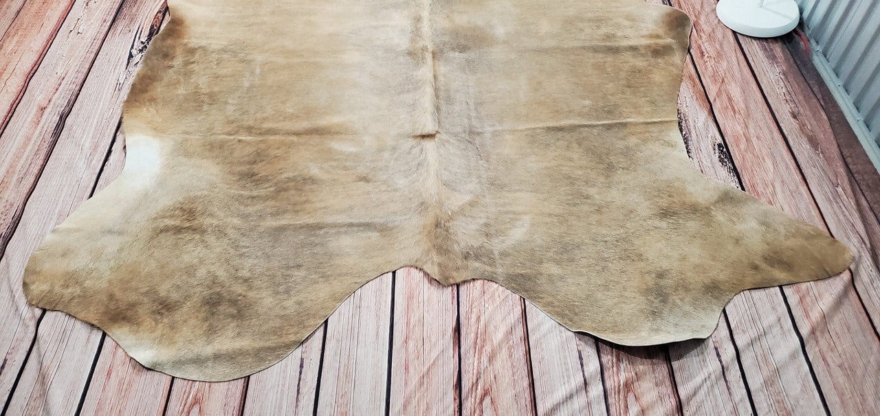 Light Beige Palomino Cowhide Rug 7.5ft x 6.7ft