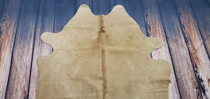 This small cowhide rug truly completes any setting. It's small and of excellent quality as well.
