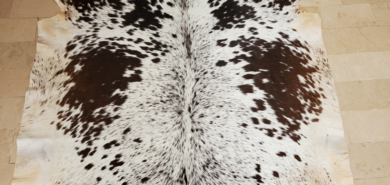 This small cowhide area rug has a beautiful texture and visually attractive and very beneficial for home staging and its free shipping all over Canada.
