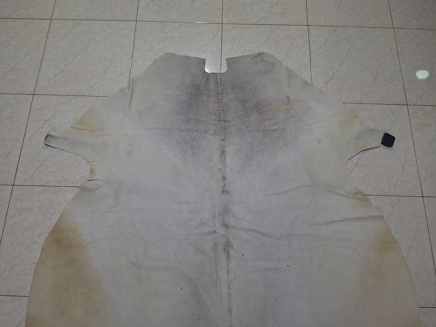 Cream White Grey Extra Small Cowhide Rug 5.7ft x 5.1ft