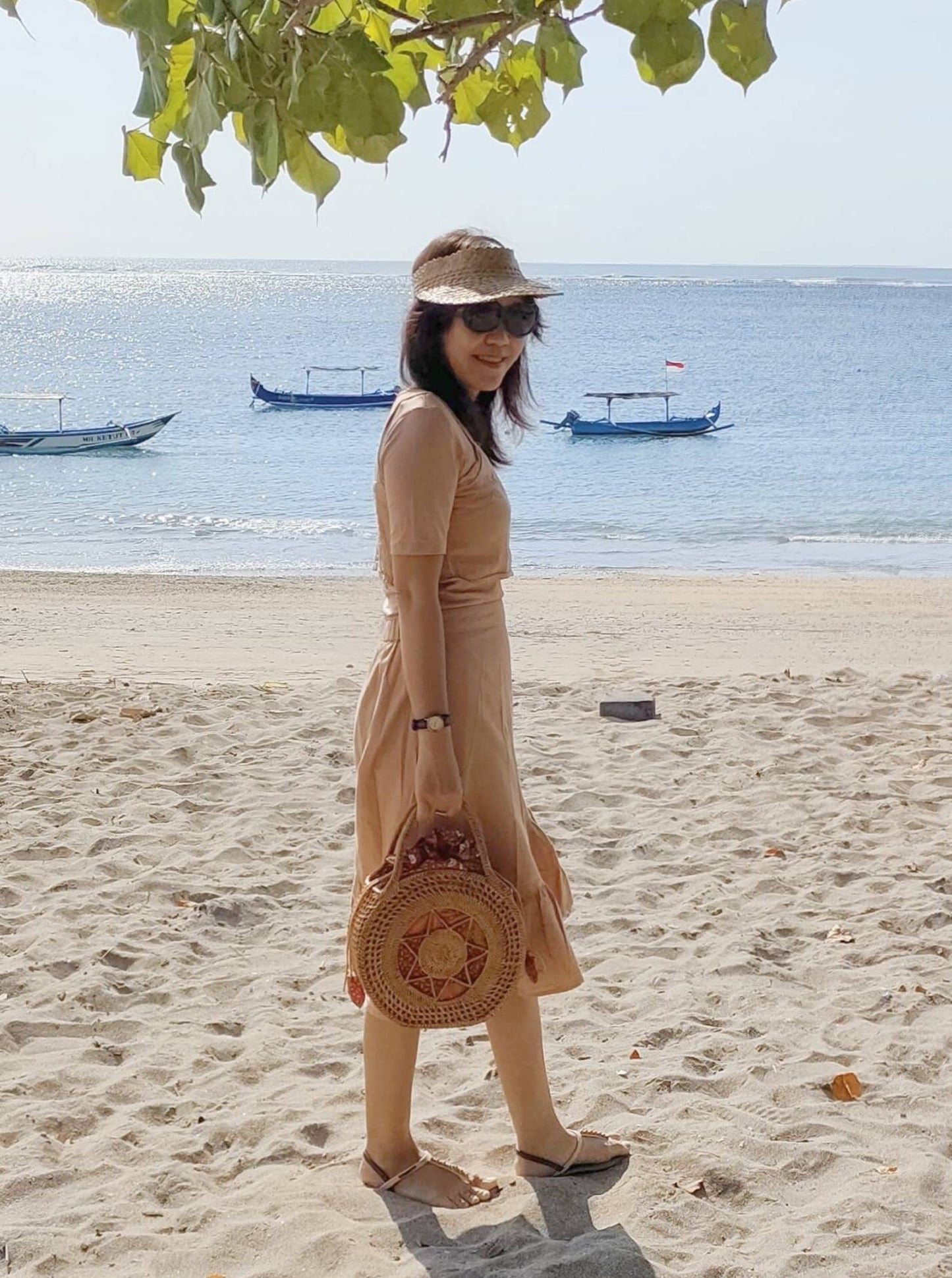 Round Rattan Summer Bag with Star Weave