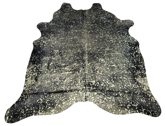 This beautiful black metallic cowhide rug is a stunner it will bring out the charm in any space, perfect for high traffic areas. 