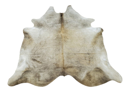 From neutral decor to wall cowhide rugs are more then perfect, experts in home designing love it with all the rage. 