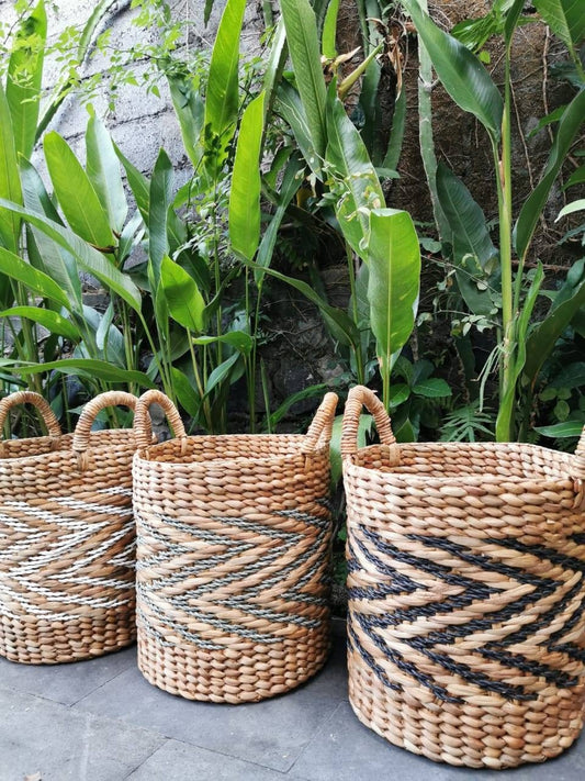 Handwoven baskets by Balinese artisans using rattan pandal leaf, our oragnic handwoven basket will enhance the decor in any room and is great for household items.
