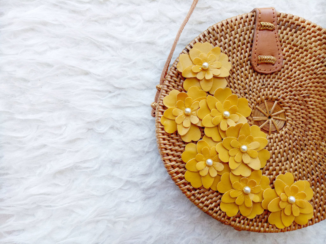 Flores Round Bag With Handmade Leather flowers