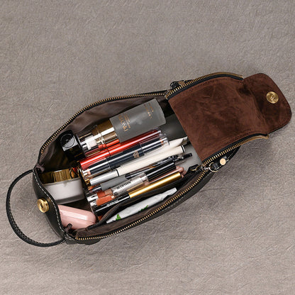 Leather Dopp Kit for Men in Black Top-Grain Cowhide