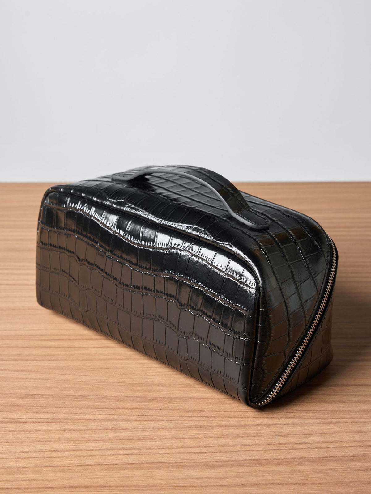 Leather Travel Toiletry Bag in Embossed Cowhide