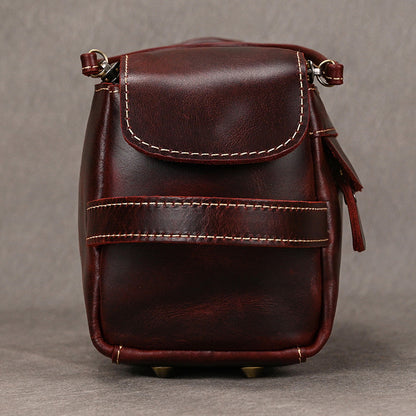 Men's Leather Wash Bag in Dark Brown Top-Grain Cowhide