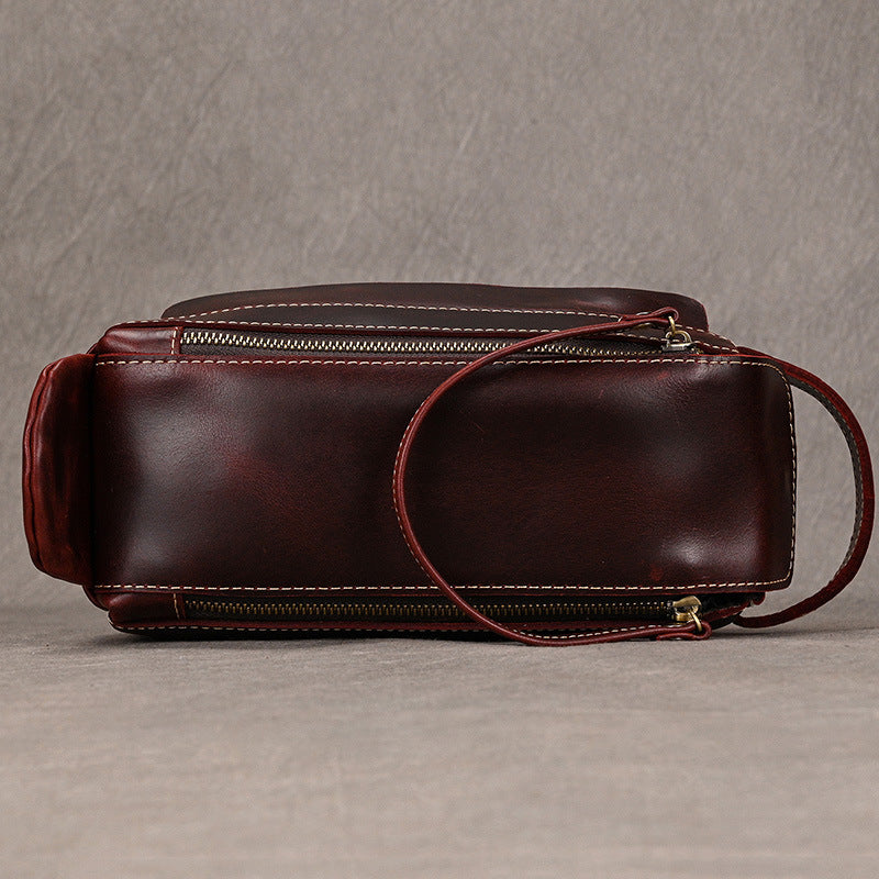 Men's Leather Wash Bag in Dark Brown Top-Grain Cowhide