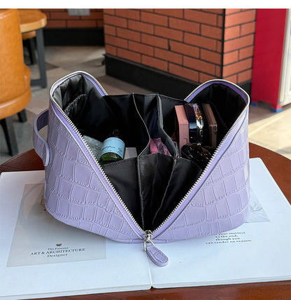 Leather Travel Toiletry Bag in Embossed Cowhide