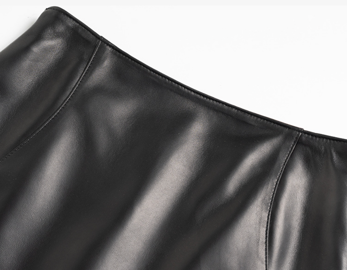 Women's black genuine leather mini skirt