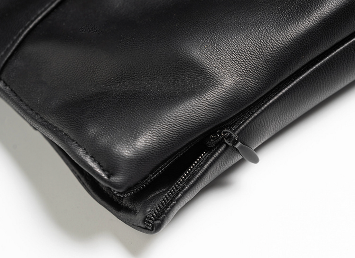 Women's black genuine leather mini skirt