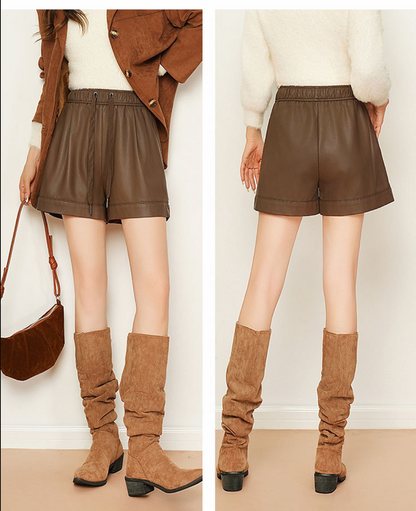 Relaxed fit genuine leather shorts women