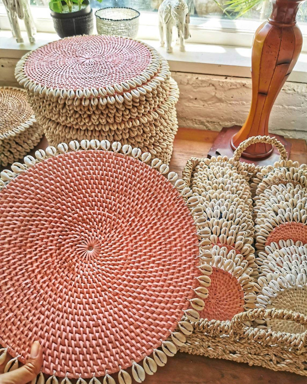 The bamboo rattan placemats are super pretty and the package arrived within seven days, also order our flower pattern placemats and they are gorgeous