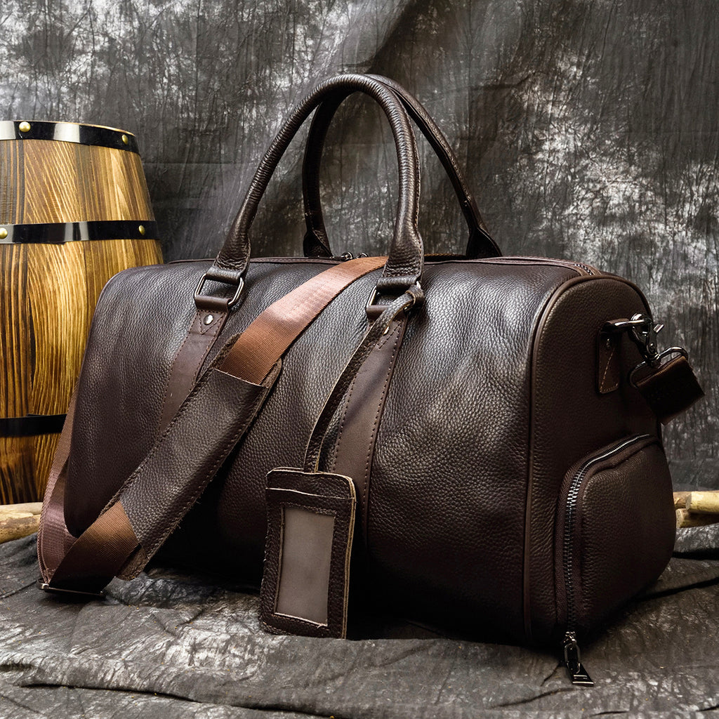 Men leather duffle bag with shoe compartment