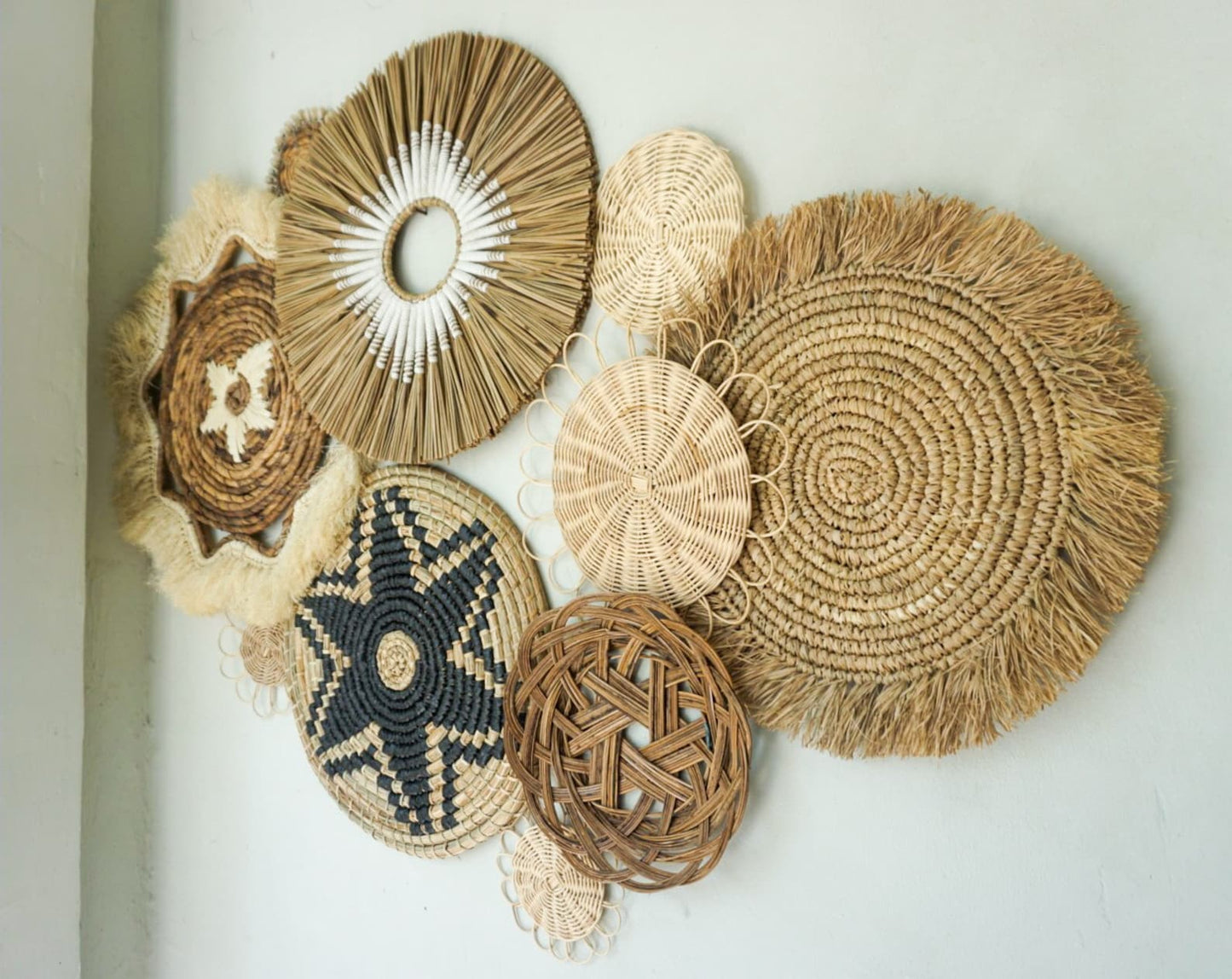 Set Of Round Seagrass Rattan Wall Decor