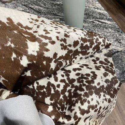 Bring warmth and luxury to your home with an authentic cowhide rug from Canada. Soft and smooth, it's perfect for any entryway or hallway. 