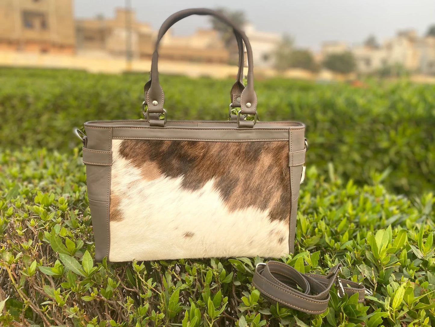 Women tricolor cowhide tote bag