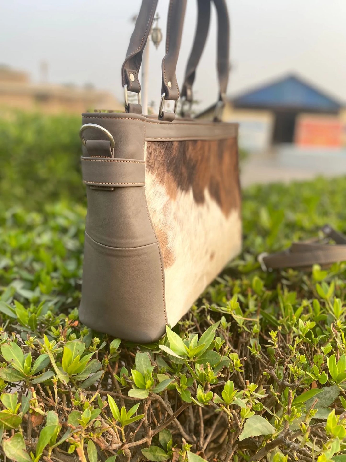 Women tricolor cowhide tote bag