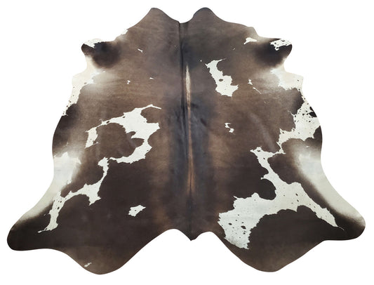 A new and exotic cowhide rug for your living room or master bedroom, handpicked brown white for unique and natural pattern, all cowhide rugs are real