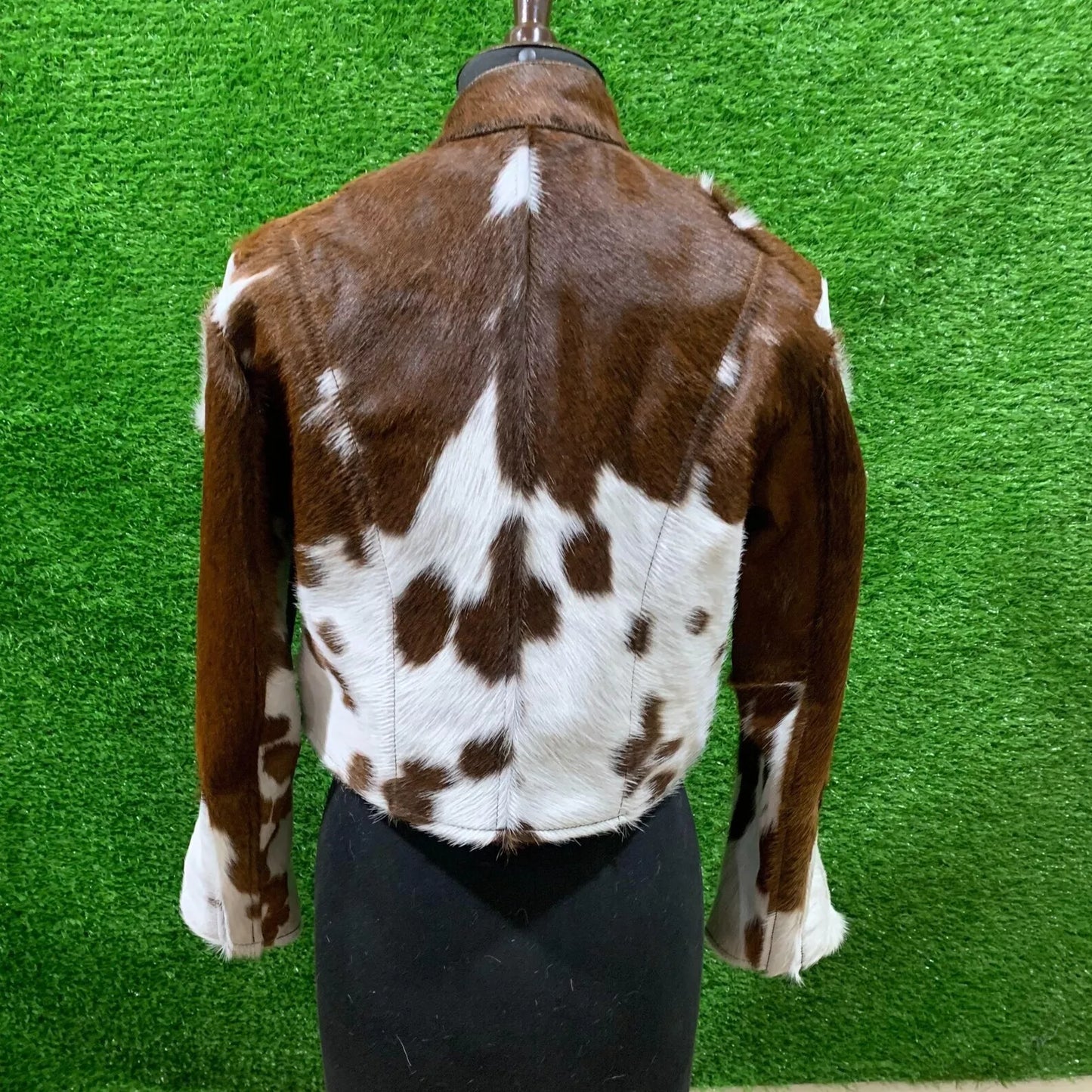 Cowhide hair on cropped women jacket